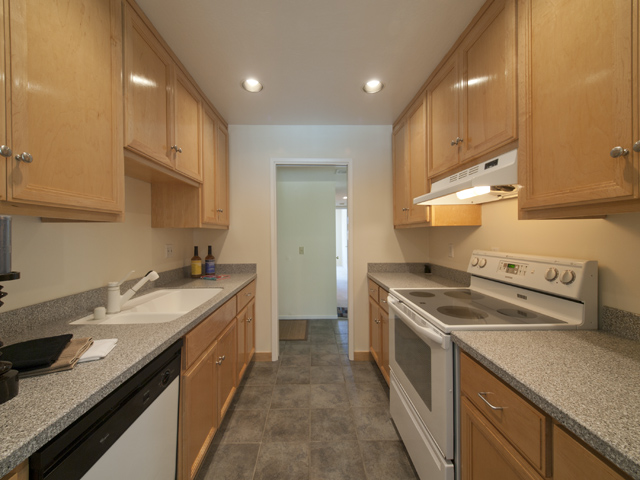 Kitchen picture - 777 San Antonio Rd, Unit 55, Palo Alto 94303