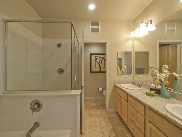Bath 1 (A) picture - 20500 Town Center Ln 265, Cupertino 95014