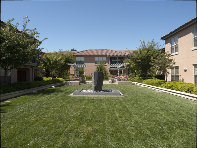Residential Open Area (A) picture - 20500 Town Center Ln 265, Cupertino 95014