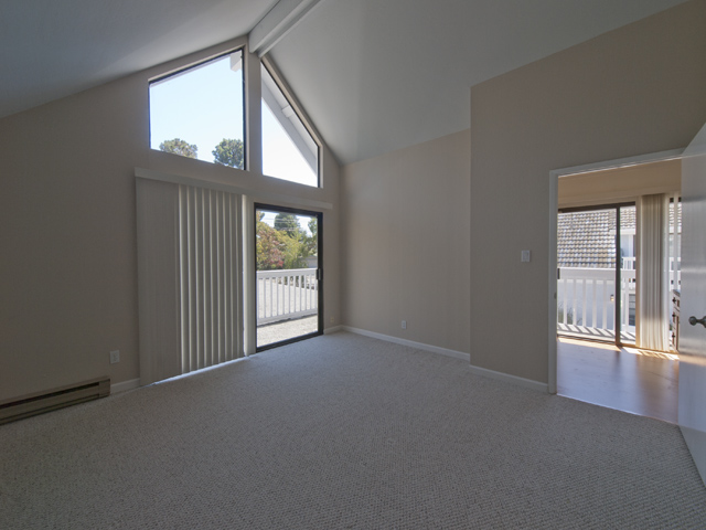 Bedroom 1 picture - 461 W Meadow, Palo Alto 94306