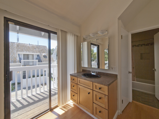 Upstairs Vanity picture - 461 W Meadow, Palo Alto 94306