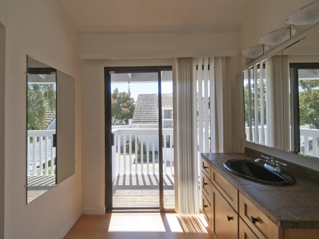 Upstairs Vanity picture - 461 W Meadow, Palo Alto 94306