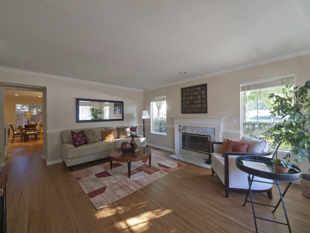 Living Room (A) picture - 2116 Windrose Pl, Mountain View 94043