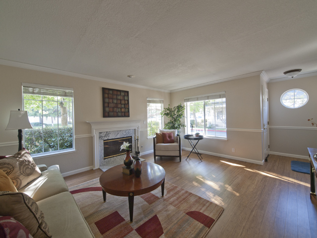 Living Room (B) picture - 2116 Windrose Pl, Mountain View 94043