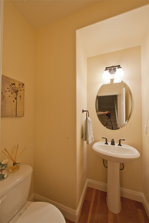 Half Bath Picture - 139 Azalea Dr, Mountain View 94041 Half Bath picture - 139 Azalea Dr, Mountain View 94041