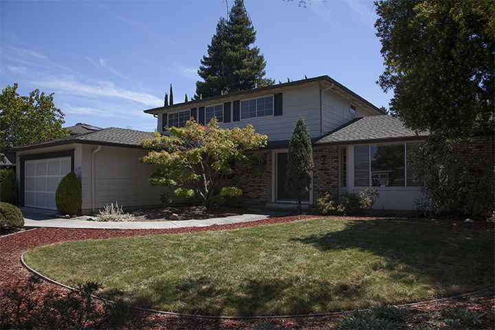 1298 Brookings Ln - Home For Sale