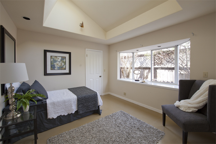 Bedroom 2 picture - 3245 Bryant St, Palo Alto 94306