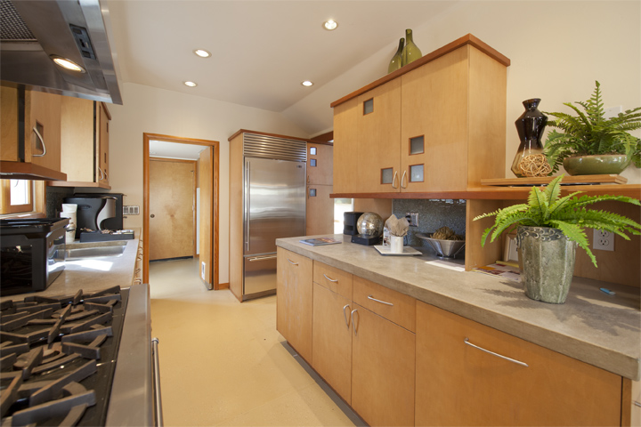 Kitchen picture - 3245 Bryant St, Palo Alto 94306