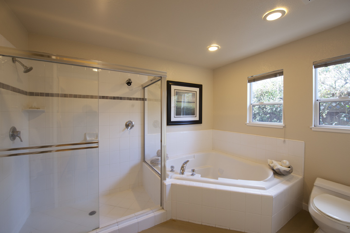 Master Bath picture - 3245 Bryant St, Palo Alto 94306