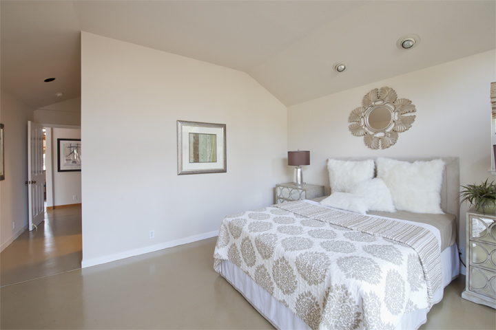 Master Bedroom picture - 3245 Bryant St, Palo Alto 94306