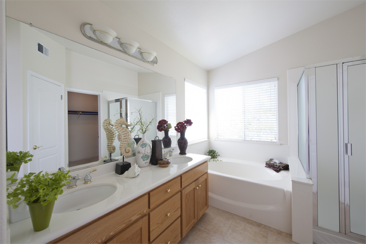Master Bath (A) Picture - 2995 Casa Nueva Ct, San Jose 95124 Master Bath (A) picture - 2995 Casa Nueva Ct, San Jose 95124