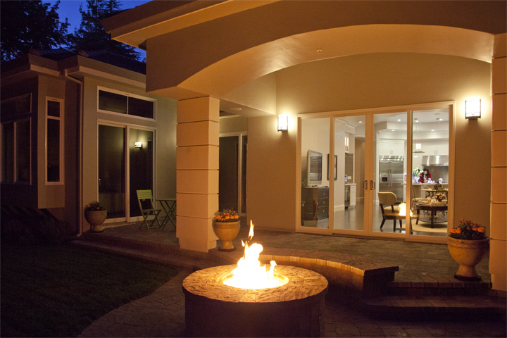 886 Chimalus Dr - Patio Fire Pit