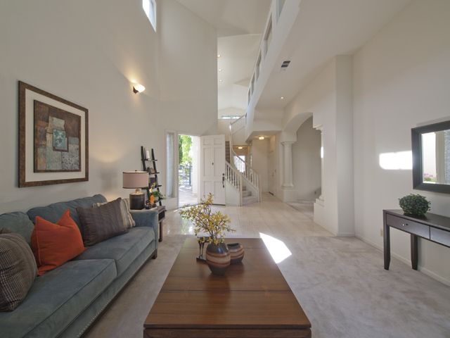 Real Estate Pictures - 810 Corriente Point Drive, Redwood Shores - Home For Sale Pictures