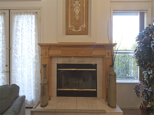 Living Room Fireplace Picture - 810 Corriente Point Dr, Redwood Shores 94065 Living Room Fireplace picture - 810 Corriente Point Dr, Redwood Shores 94065