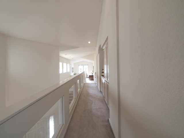 Upstairs Hall (A) Picture - 810 Corriente Point Dr, Redwood Shores 94065 Upstairs Hall (A) picture - 810 Corriente Point Dr, Redwood Shores 94065
