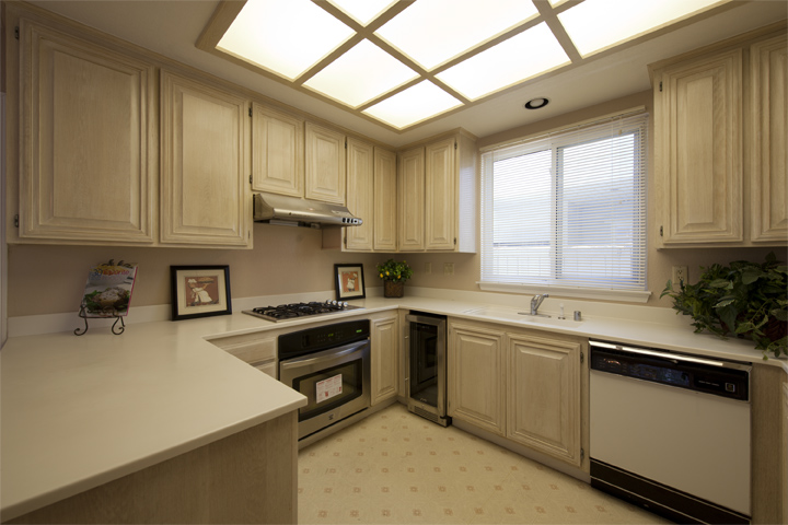 Kitchen (A) Picture - 10 Dockside Cir, Redwood Shores 94065 Kitchen (A) picture - 10 Dockside Cir, Redwood Shores 94065