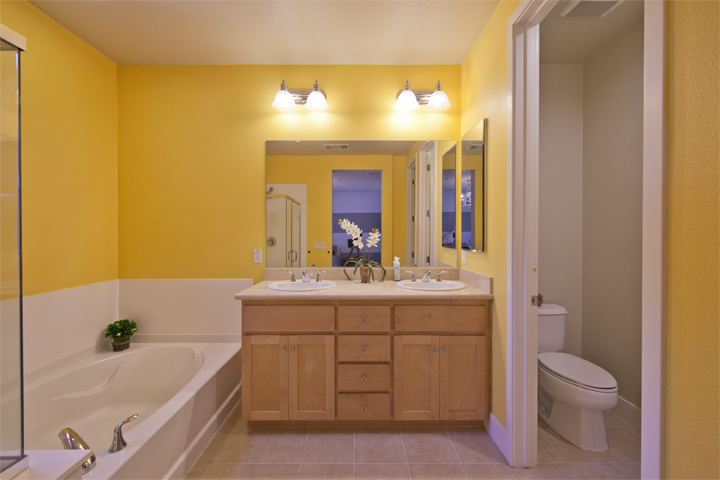 Master Bath picture - 3728 Feather Ln, Palo Alto 94303