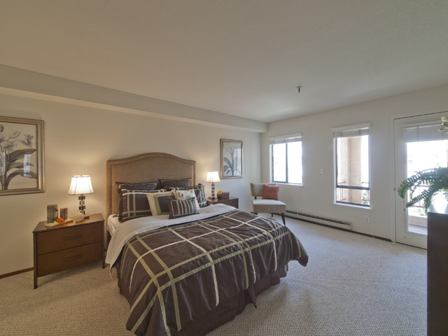 Master Bedroom picture - 365 Forest Ave, Unit 4c, Palo Alto 94301