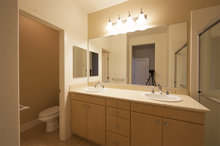 Master Bath picture - 3720 Heron Way, Palo Alto 94303