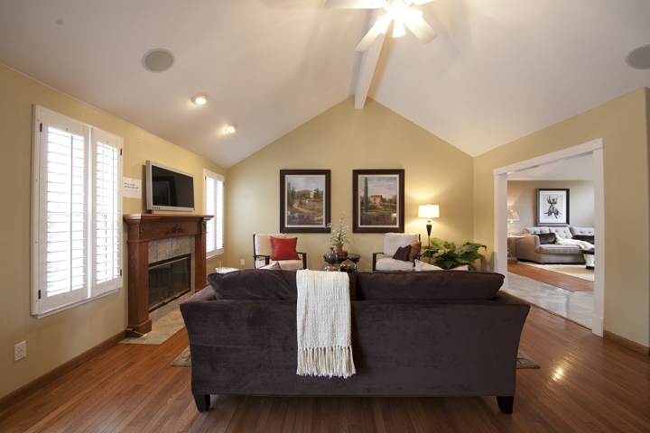 Family Room (C) Picture - 109 Leila Ct, Los Gatos 95032 Family Room (C) picture - 109 Leila Ct, Los Gatos 95032