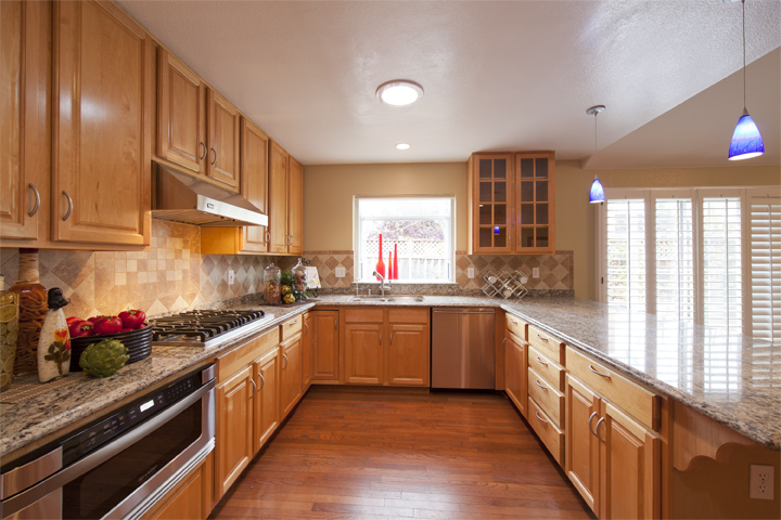 Kitchen (B) picture - 109 Leila Ct, Los Gatos 95032