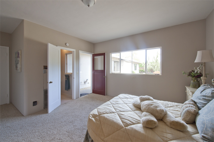 Bedroom 3 (B) Picture - 517 Los Ninos Way, Los Altos 94022 Bedroom 3 (B) picture - 517 Los Ninos Way, Los Altos 94022