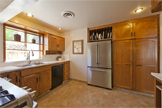 3817 Magnolia Dr, Palo Alto 94306 - Kitchen (C)