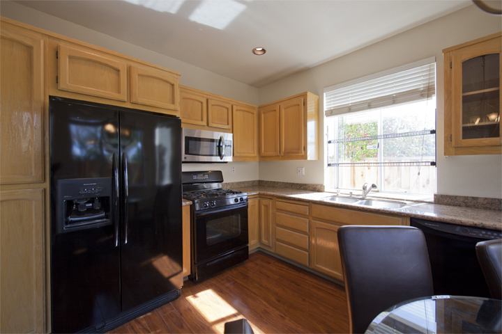Kitchen picture - 34383 Mimosa Ter, Fremont 94555