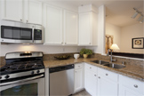 118 Pacchetti Way, Mountain View 94040 - Kitchen (B)