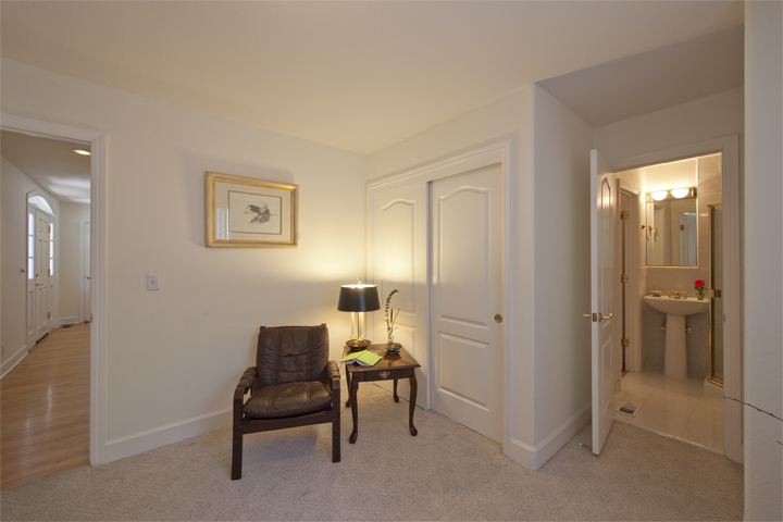 Downstairs Bedroom picture - 1330 S California Ave, Palo Alto 94306