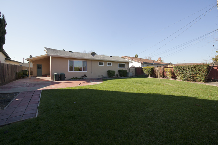 Backyard picture - 2154 Sheraton Dr, Santa Clara 95050