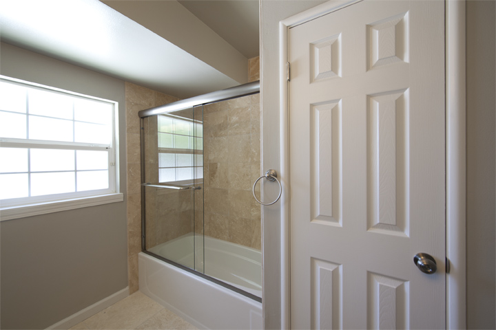 Bathroom (B) Picture - 1363 Suzanne Ct, San Jose 95129 Bathroom (B) picture - 1363 Suzanne Ct, San Jose 95129
