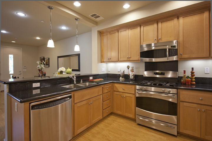 Kitchen picture - 1112 Trinity Ln, Palo Alto 94303