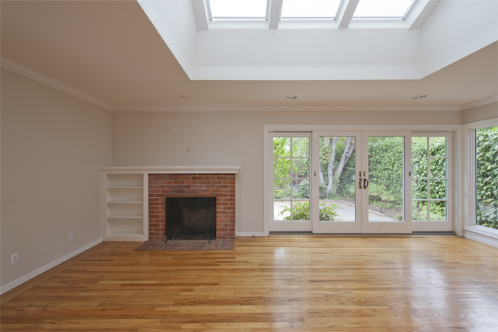 Living Room picture - 830 Tulane Dr, Mountain View 94040