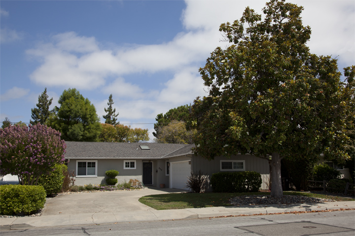 830 Tulane Dr - Home For Sale