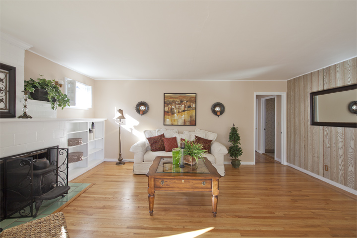 Living Room picture - 2795 Waverley St, Palo Alto 94306