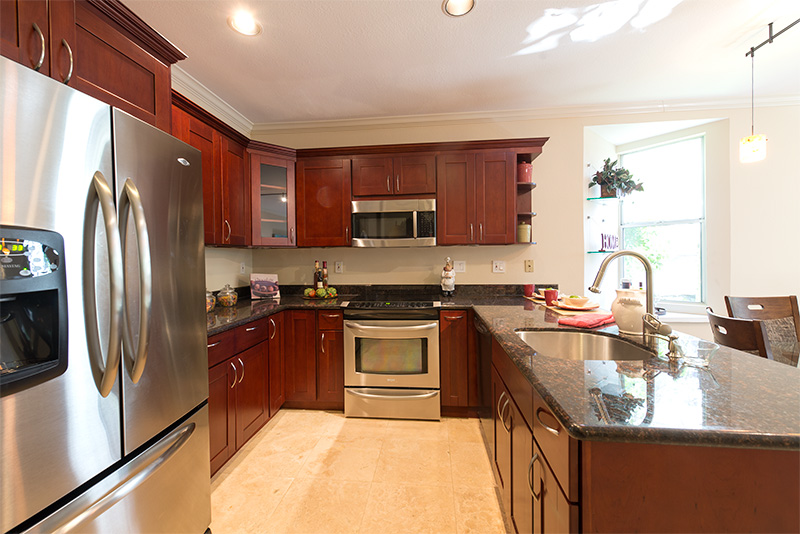 Kitchen picture - 427 Alma St, Unit 107, Palo Alto 94301