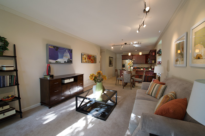 Living Room picture - 427 Alma St, Unit 107, Palo Alto 94301