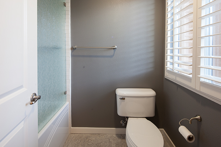 Master Bath picture - 3282 Berryessa St, Palo Alto 94303