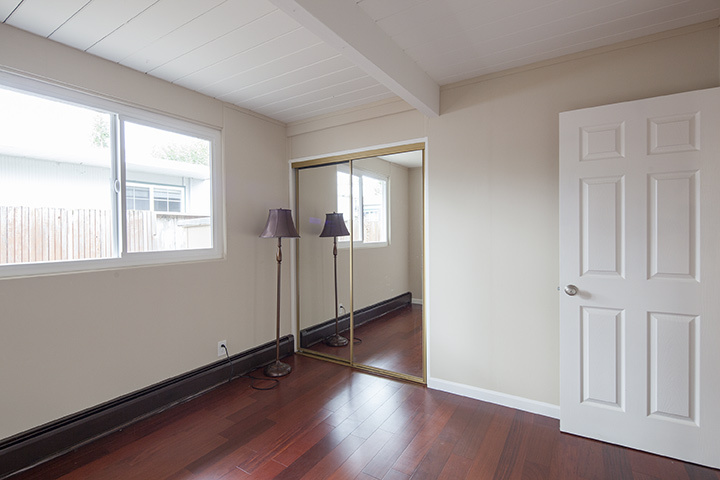 Bedroom 2 (B) picture - 3985 Bibbits Dr, Palo Alto 94303