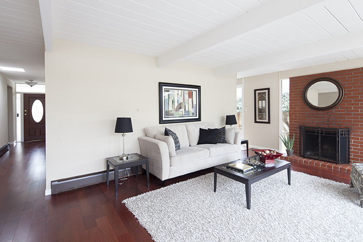 Living Room (B) picture - 3985 Bibbits Dr, Palo Alto 94303