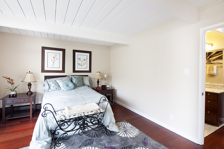 Master Bedroom (B) picture - 3985 Bibbits Dr, Palo Alto 94303