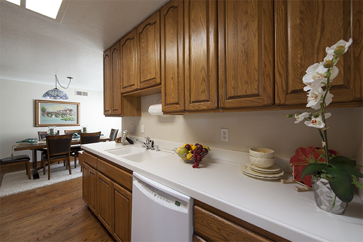 Kitchen (B) Picture - 140 Daley Ct, San Bruno 94066 Kitchen (B) picture - 140 Daley Ct, San Bruno 94066
