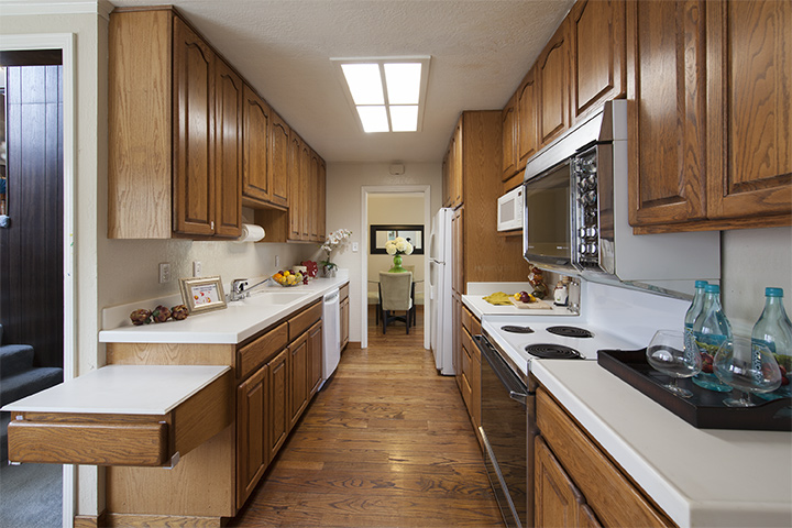 Kitchen (C) Picture - 140 Daley Ct, San Bruno 94066 Kitchen (C) picture - 140 Daley Ct, San Bruno 94066