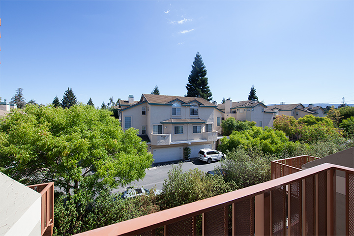 Balcony 2 picture - 4159 El Camino Way, Unit N, Palo Alto 94306