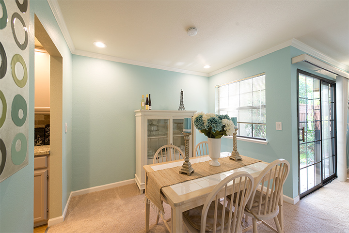 Dining Area (A) picture - 175 Evandale Ave 4, Mountain View 94043