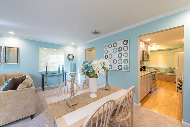 Dining Kitchen (A) picture - 175 Evandale Ave 4, Mountain View 94043