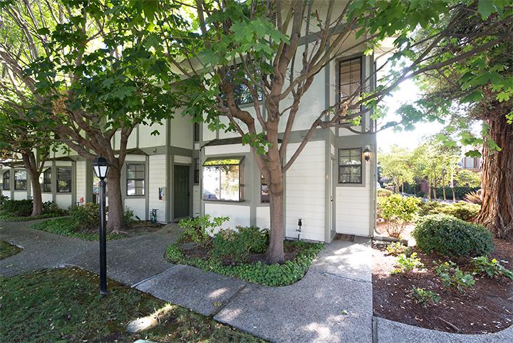 175 Evandale Ave, Unit 4, Mountain View - Home For Sale Picture
