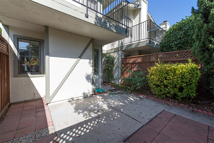 Patio (A) Picture - 175 Evandale Ave 4, Mountain View 94043 Patio (A) picture - 175 Evandale Ave 4, Mountain View 94043