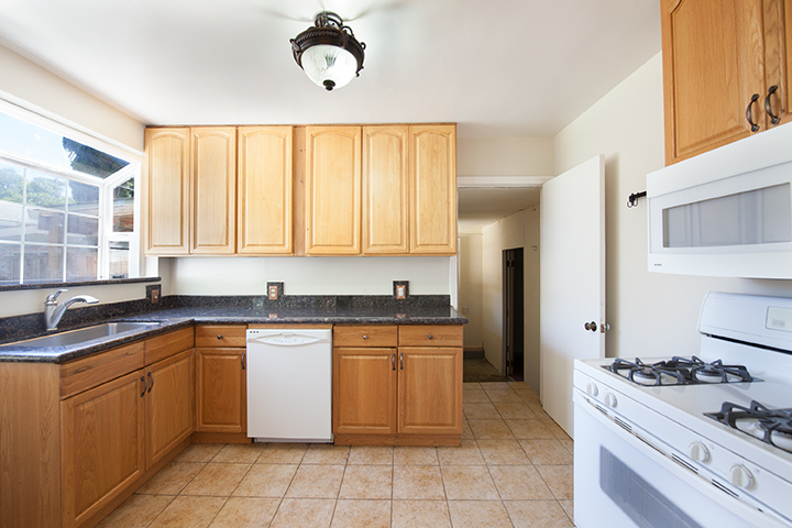 Kitchen - 1169 Fay St, Redwood City